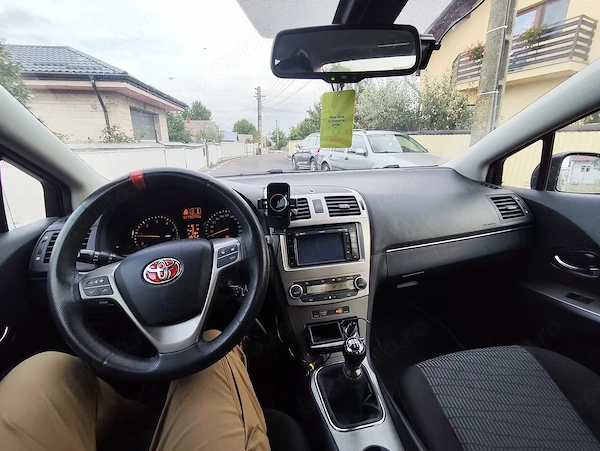 TOYOTA Avensis 2012 — imagine 4