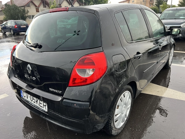 RENAULT Clio 2006 — imagine 3