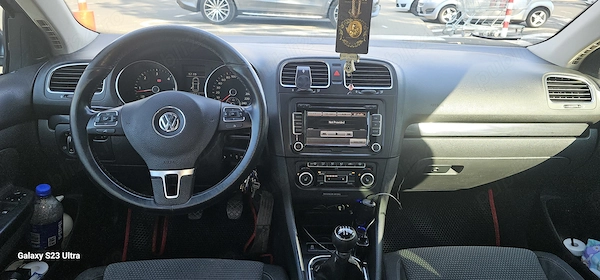 VOLKSWAGEN Golf 2012 — imagine 9