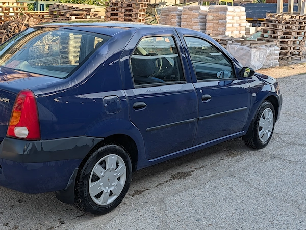 DACIA Logan 2005 — imagine 2
