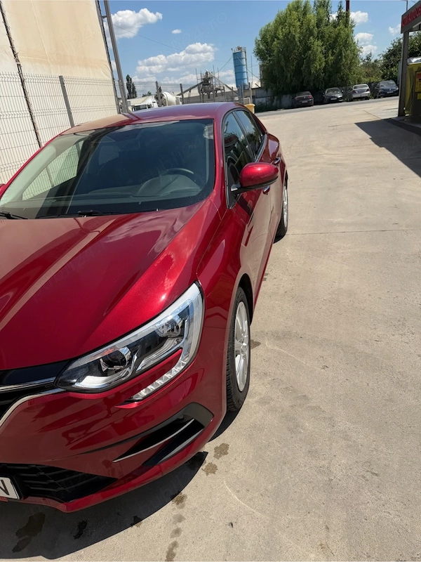 RENAULT Megane 2024 — imagine 9