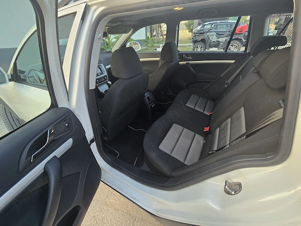 SKODA Octavia 2009 — imagine 9