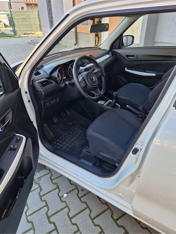 SUZUKI Swift 2022 — imagine 4