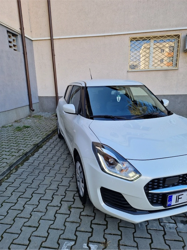 SUZUKI Swift 2022 — imagine 5