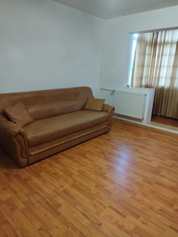 Apartament de inchiriat Craiovita Noua — fotografia 1