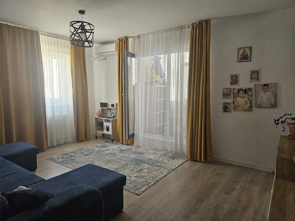 Apartament 2 camere de vânzare — fotografia 1
