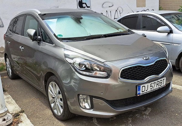 KIA Carens 2016 benzina