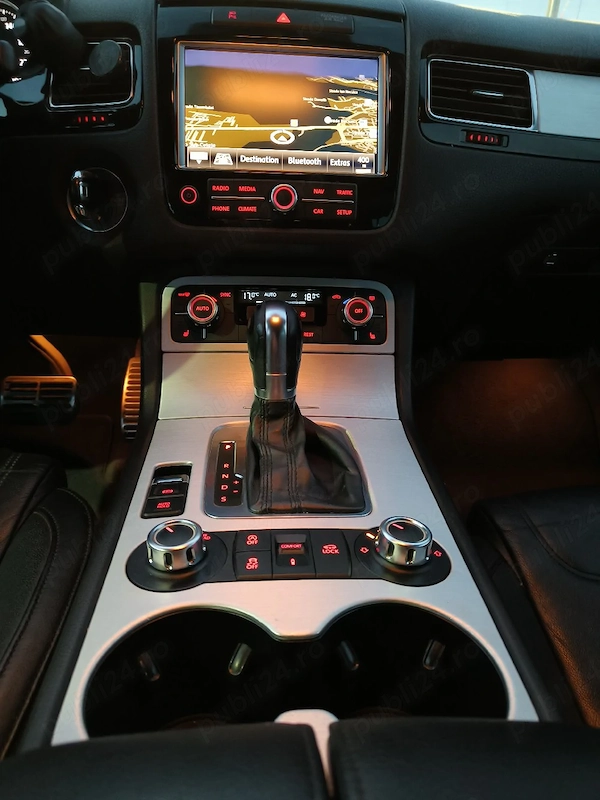 VOLKSWAGEN Touareg 2012 — imagine 5