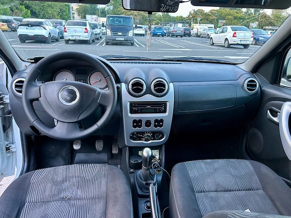 DACIA Logan 2010 — imagine 8