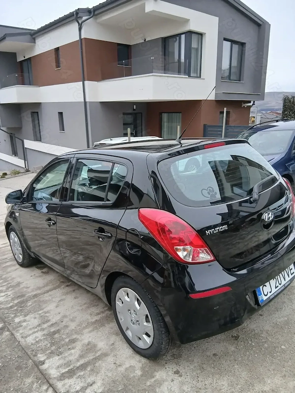 HYUNDAI i20 2014 — imagine 5