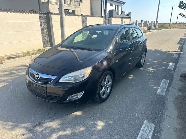 OPEL Astra 2011 — imagine 3