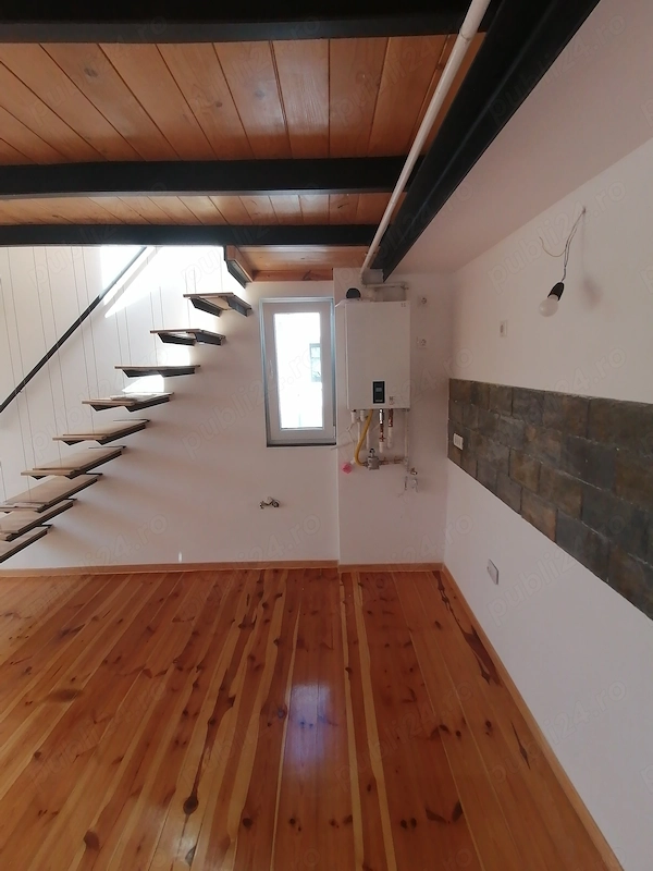 Apartament 2 camere cu mansardă Sector 6, Cetatea de Baltă luminos și renovat — fotografia 3