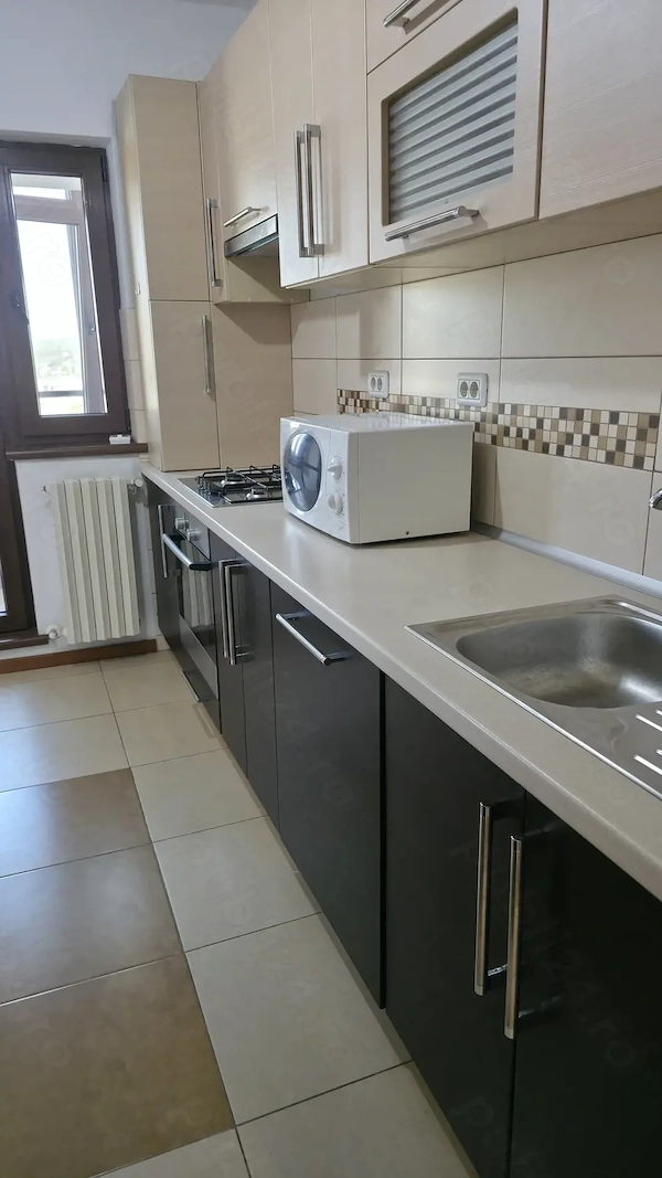 Ap 2 camere ,central, bloc 2012, Iasicon Towers — fotografia 3