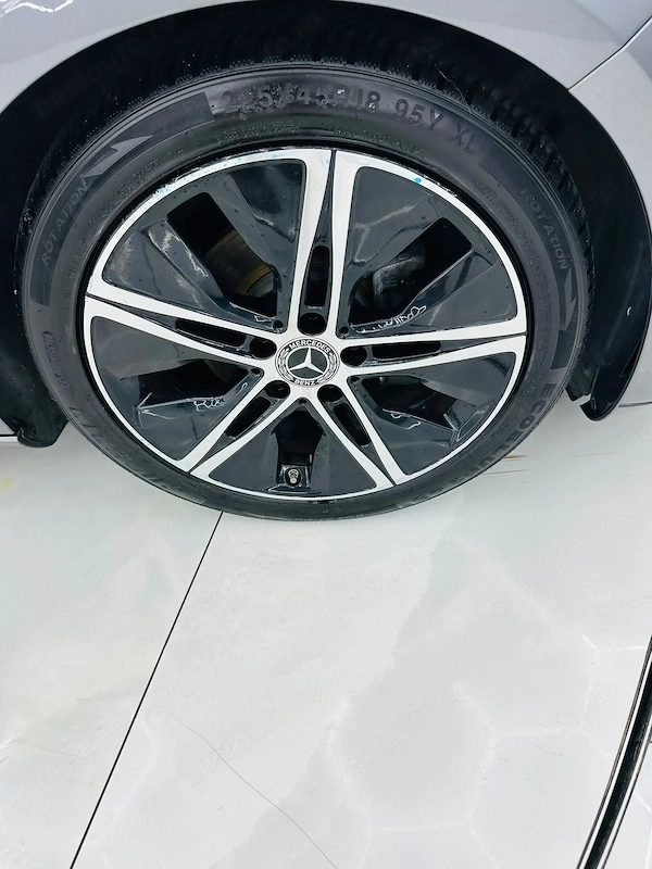 MERCEDES-BENZ A-Class 2019 — imagine 9