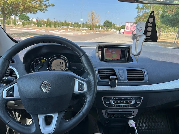 RENAULT Megane 2012 — imagine 4