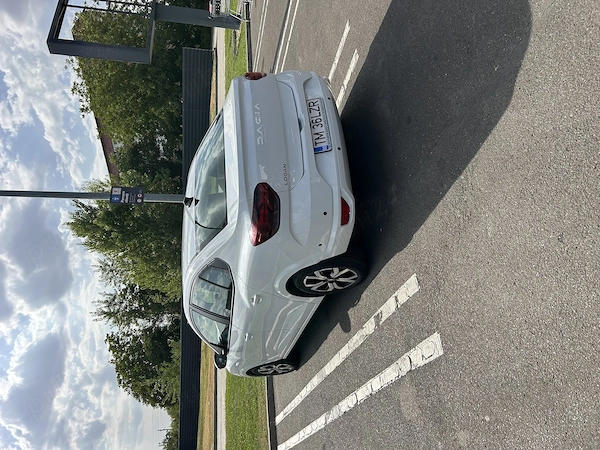 DACIA Logan 2023 — imagine 3