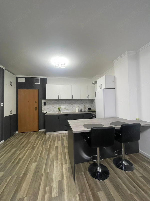 Ofer spre inchiriere apartament cu 2 camere — fotografia 1