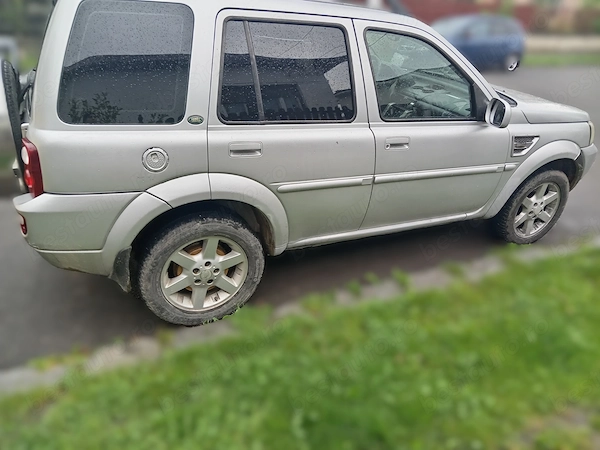 LAND ROVER Freelander 2004 — imagine 2