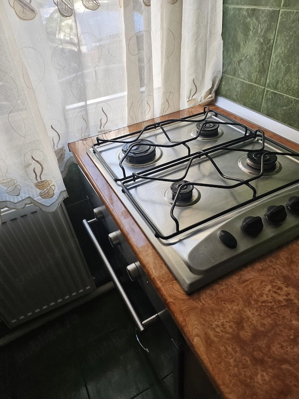 Garsoniera mobilita si utilata, Ostroveni — fotografia 3