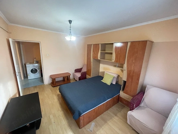 vanzare apartament cu 2 camere Husi — fotografia 1