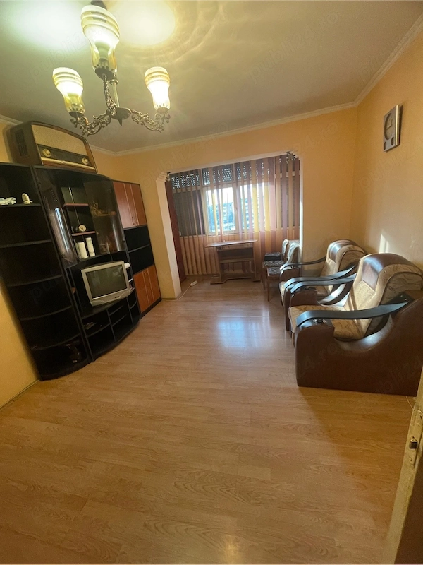 vanzare apartament cu 2 camere Husi — fotografia 3