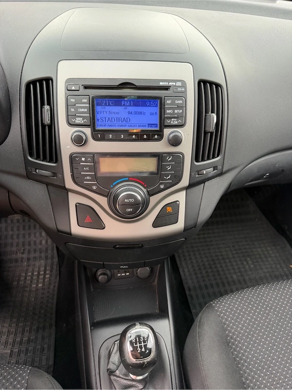HYUNDAI i30 2011 — imagine 15