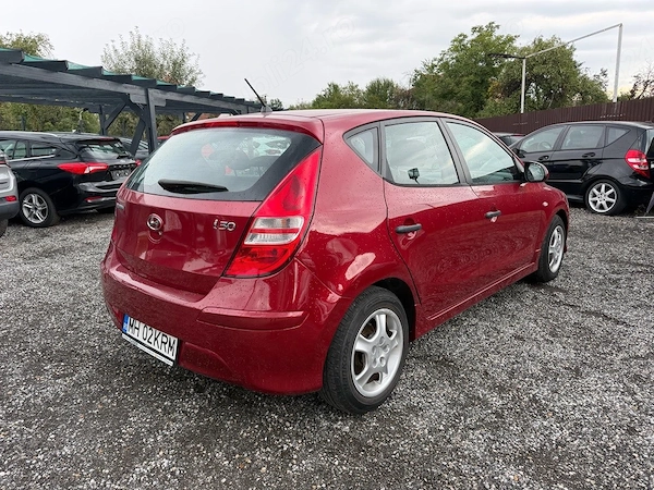 HYUNDAI i30 2011 — imagine 14