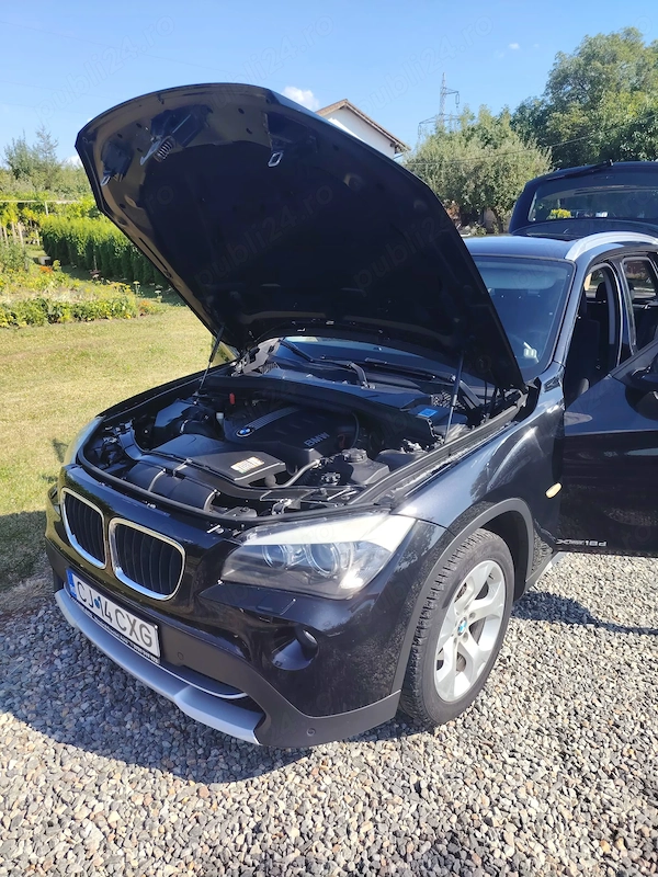 BMW X Series (Generic) 2011 — imagine 10