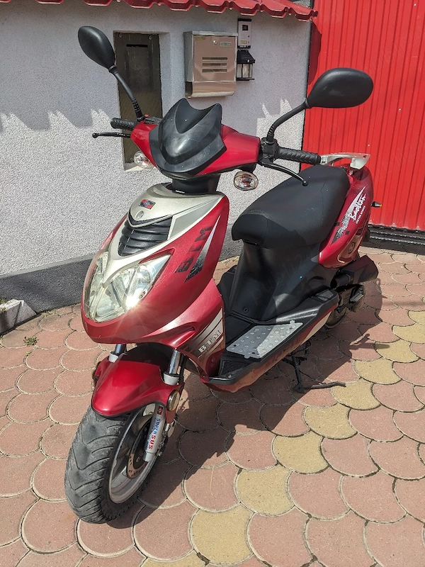 Scuter 49cm 4 timpi cu acte