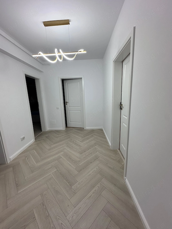 De vanzare apartament 2 camere cu finisaje de calitate + parcare subterană inclusă — fotografia 3
