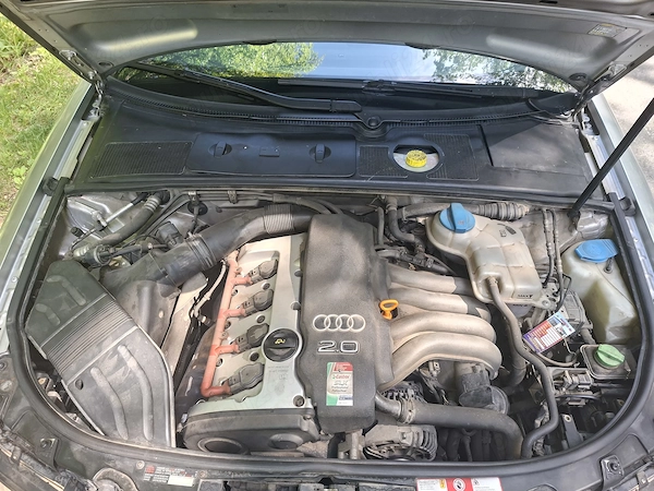AUDI A4 2004 — imagine 7