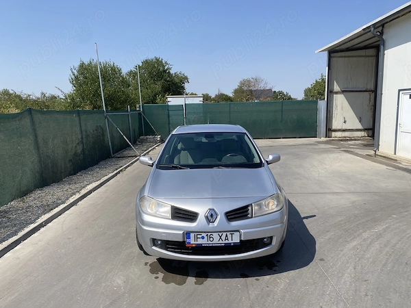 RENAULT Megane