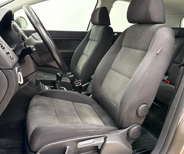 VOLKSWAGEN Golf 2012 — imagine 16