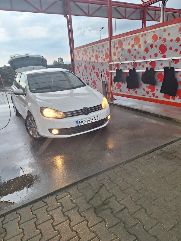 VOLKSWAGEN Golf 2010 — imagine 2