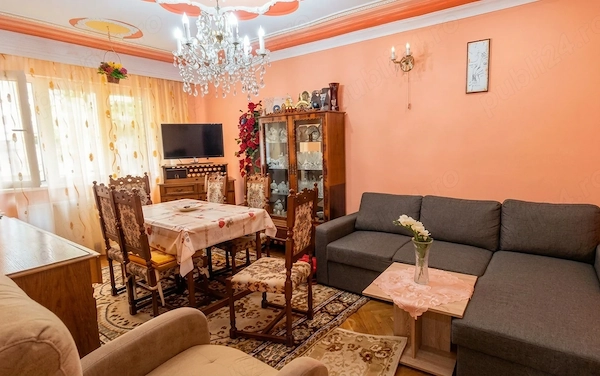 Vând apartament in Sibiu confort 1 de 92 mp, 4 camere decomandate (opțiune a 5-a), bucătărie, 2 băi — fotografia 3