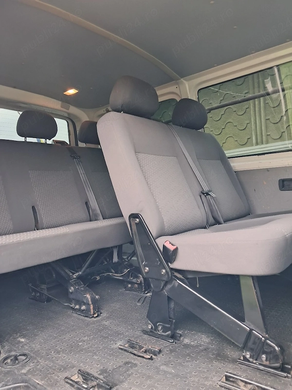 VOLKSWAGEN Transporter 2010 — imagine 2