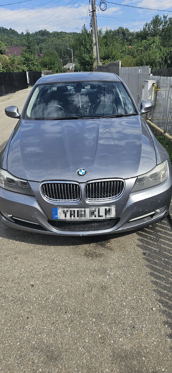 BMW 3 Series 2011 — imagine 5