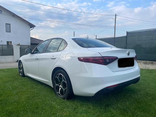 ALFA ROMEO Giulia 2022 — imagine 4