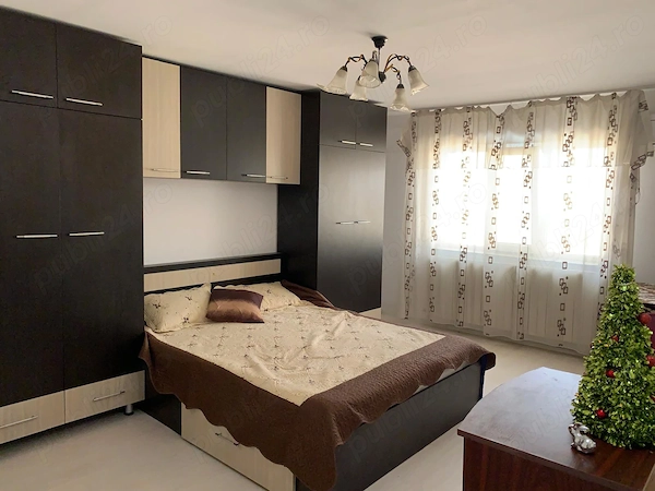 Apartament 3 camere Ultra-Central (Zona BCR - L. Industrial), Izolat + Acoperiș | Roșiori de Vede — fotografia 1