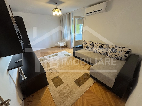 Apartament cu 2 camere, decomandat, 54mp, Zona Pandurilor — fotografia 1