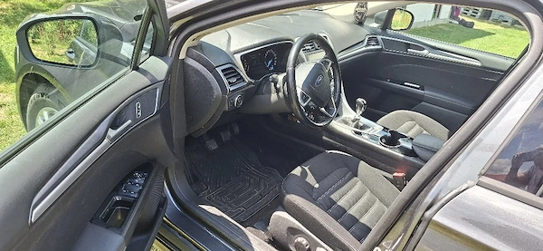 FORD Mondeo 2015 — imagine 2