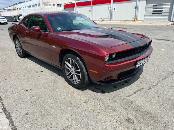 DODGE Challenger