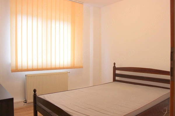Vanzare apartament 4 camere, zona Lipovei — fotografia 3