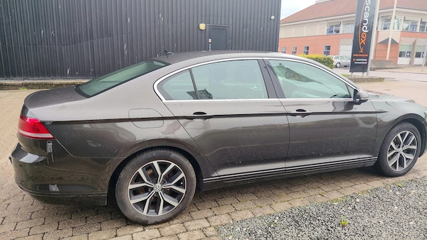 VOLKSWAGEN Passat 2016 — imagine 3