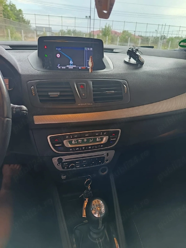 RENAULT Megane 2012 — imagine 3
