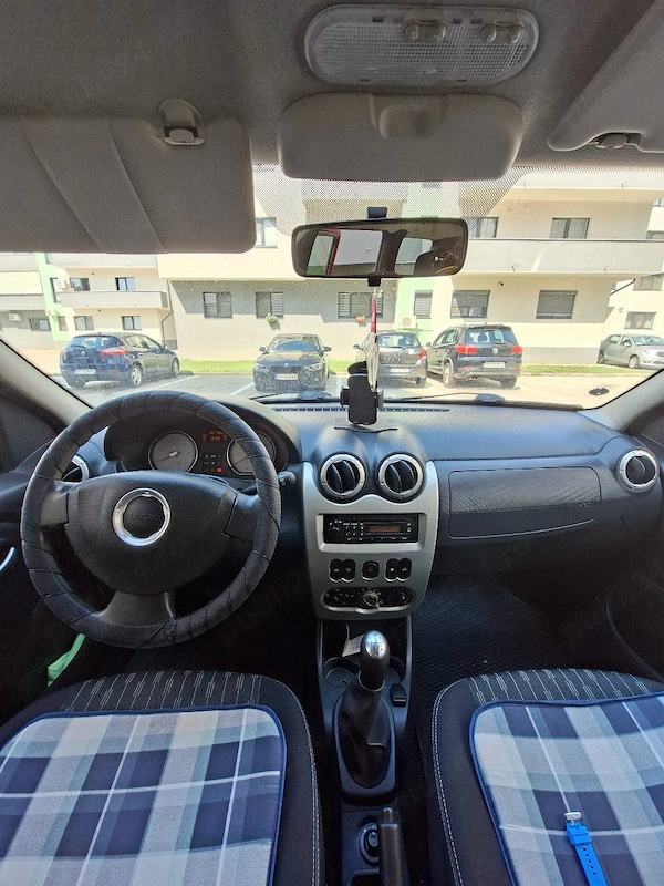 DACIA Logan 2012 — imagine 4