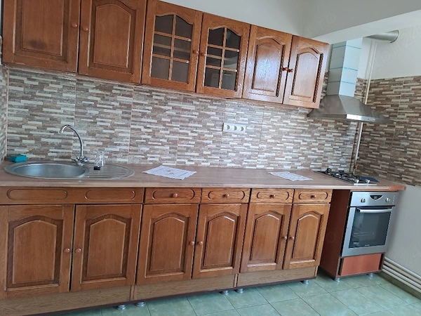 Închiriez apartament o camera — fotografia 1