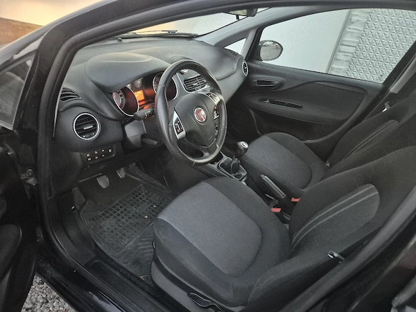 FIAT Punto 2015 — imagine 6