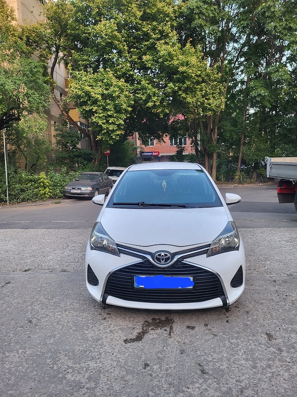 TOYOTA Yaris 2015 — imagine 2