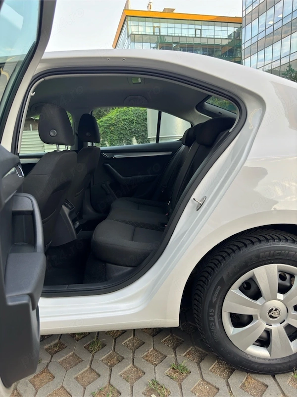 SKODA Octavia 2019 — imagine 5